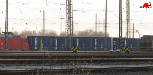 Uranerzkonzentrat am 28.01.2016 am Hafenbahnhof Hamburg Süd